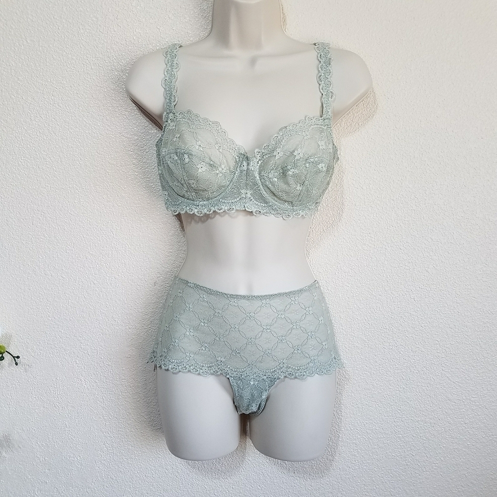 Intimissmi Lace Bra Set
